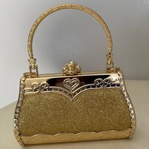 Mini Gold metal purse Limited Edition Manhattan by CROTON